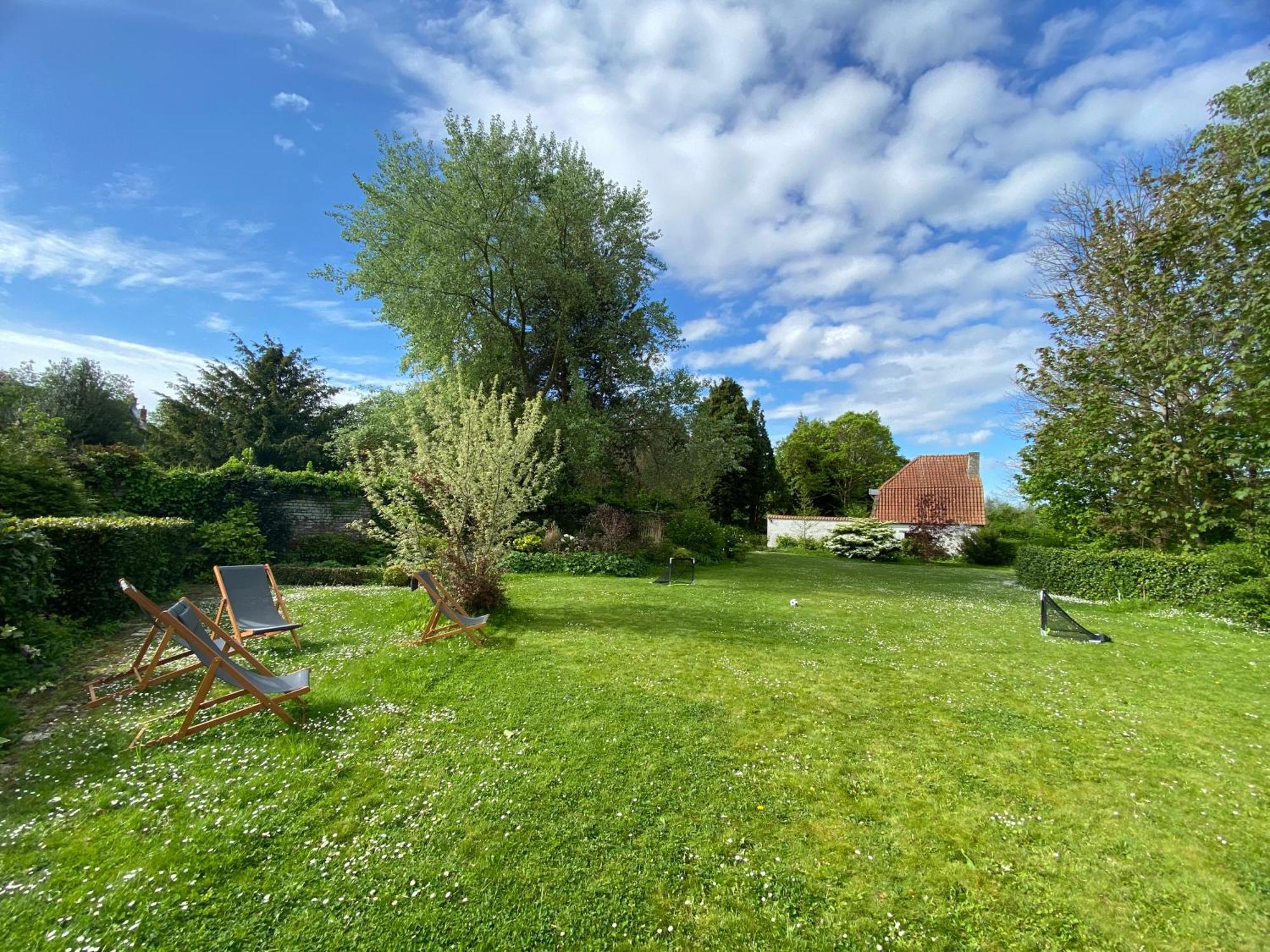 B&B - Villa Des Remparts - Ardres Proche Calais-St Omer-Dunkerque Exterior photo